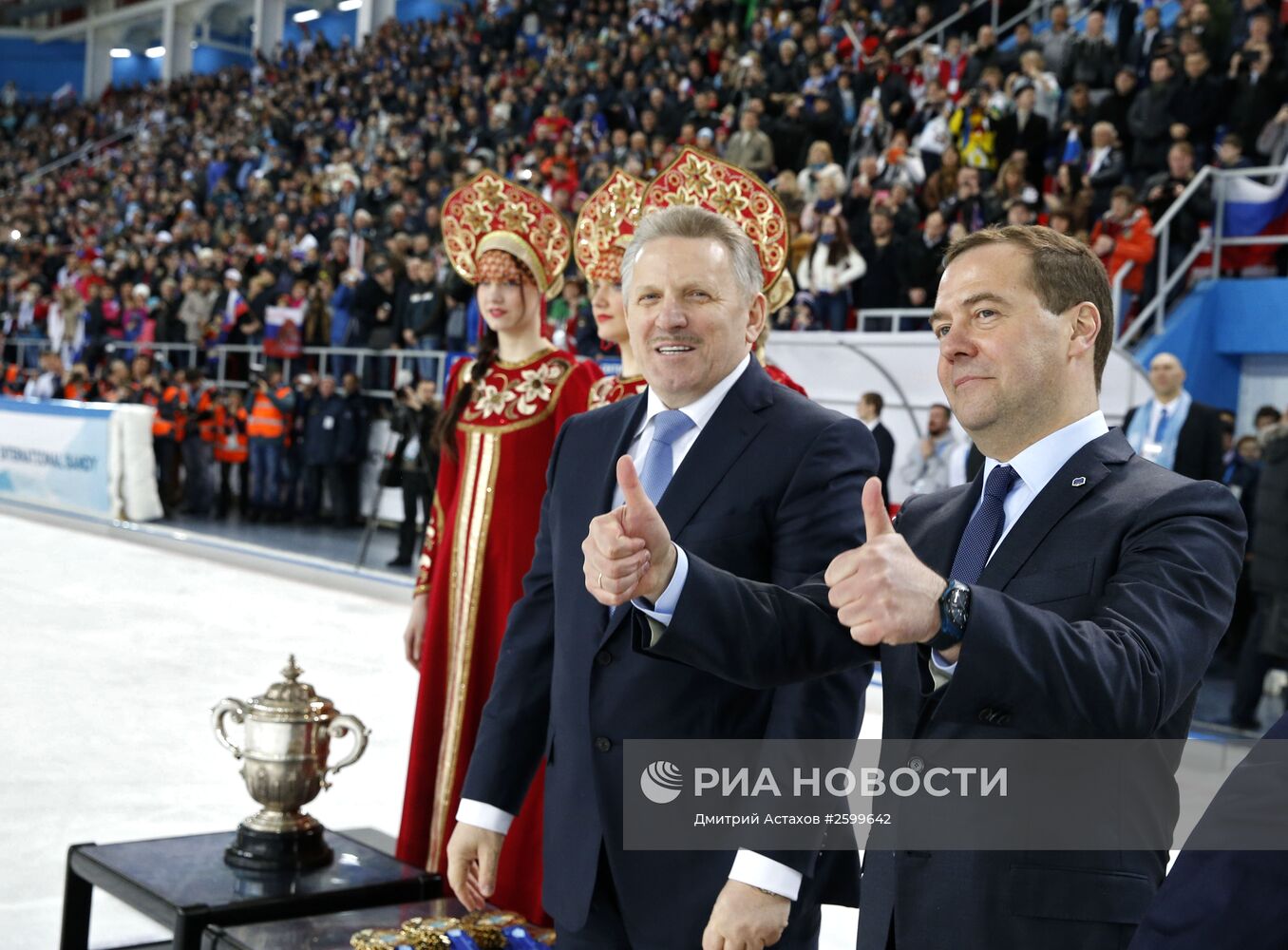 Рабочая поездка премьер-министра РФ Дмитрия Медведева в Хабаровск