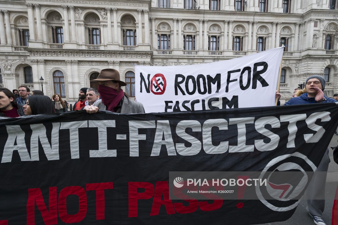 Акция движения ПЕГИДА против исламизации Европы в Лондоне