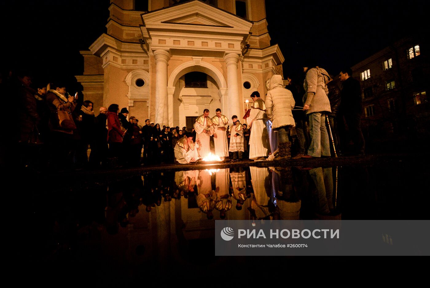 Празднование католической Пасхи в регионах России