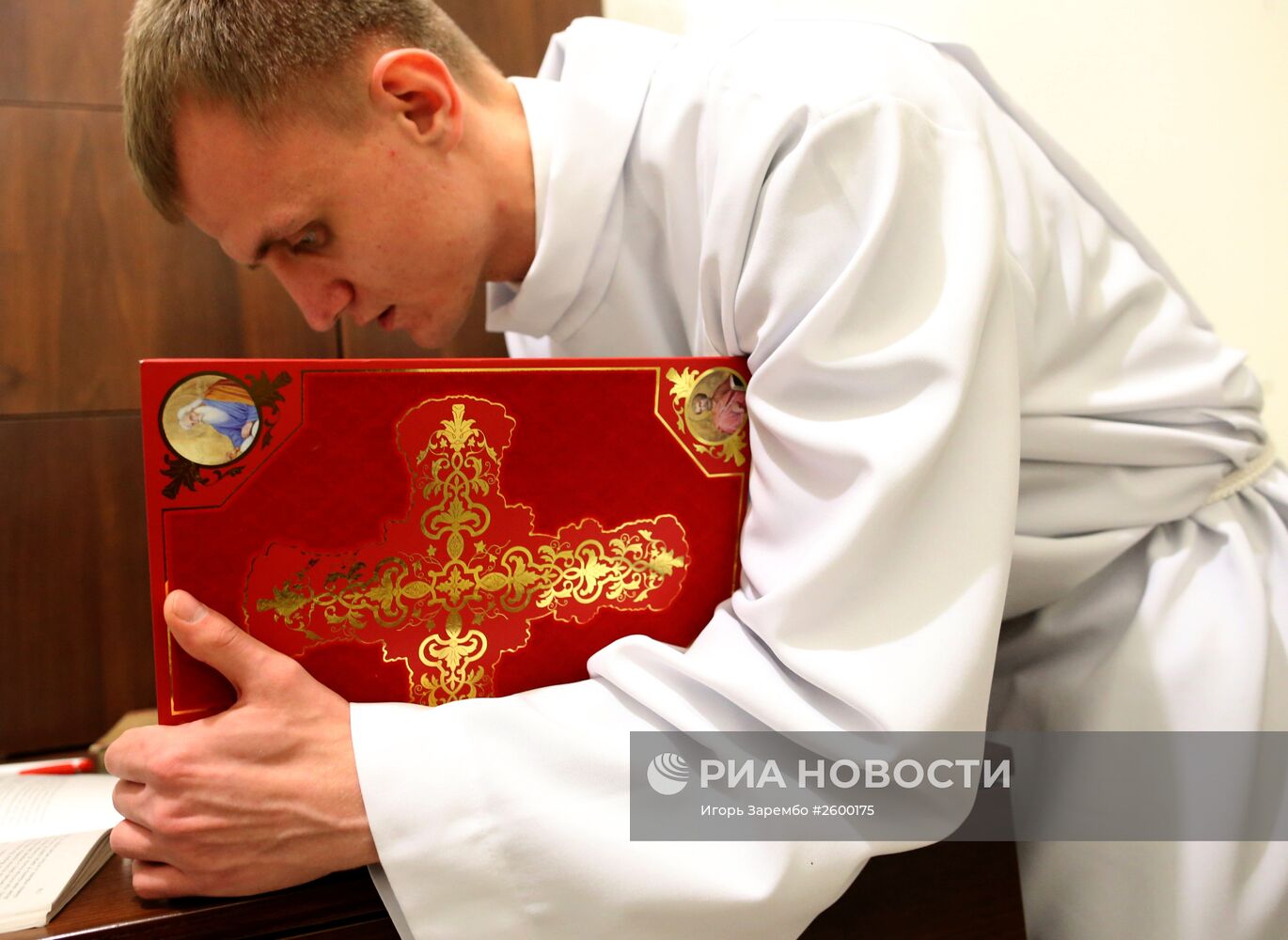 Празднование католической Пасхи в регионах России