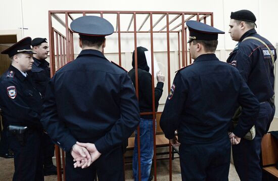 Рассмотрение ходатайства следствия об аресте фигурантов дела об убийстве Б.Немцова