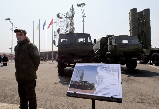 Выставка военной техники во Владивостоке