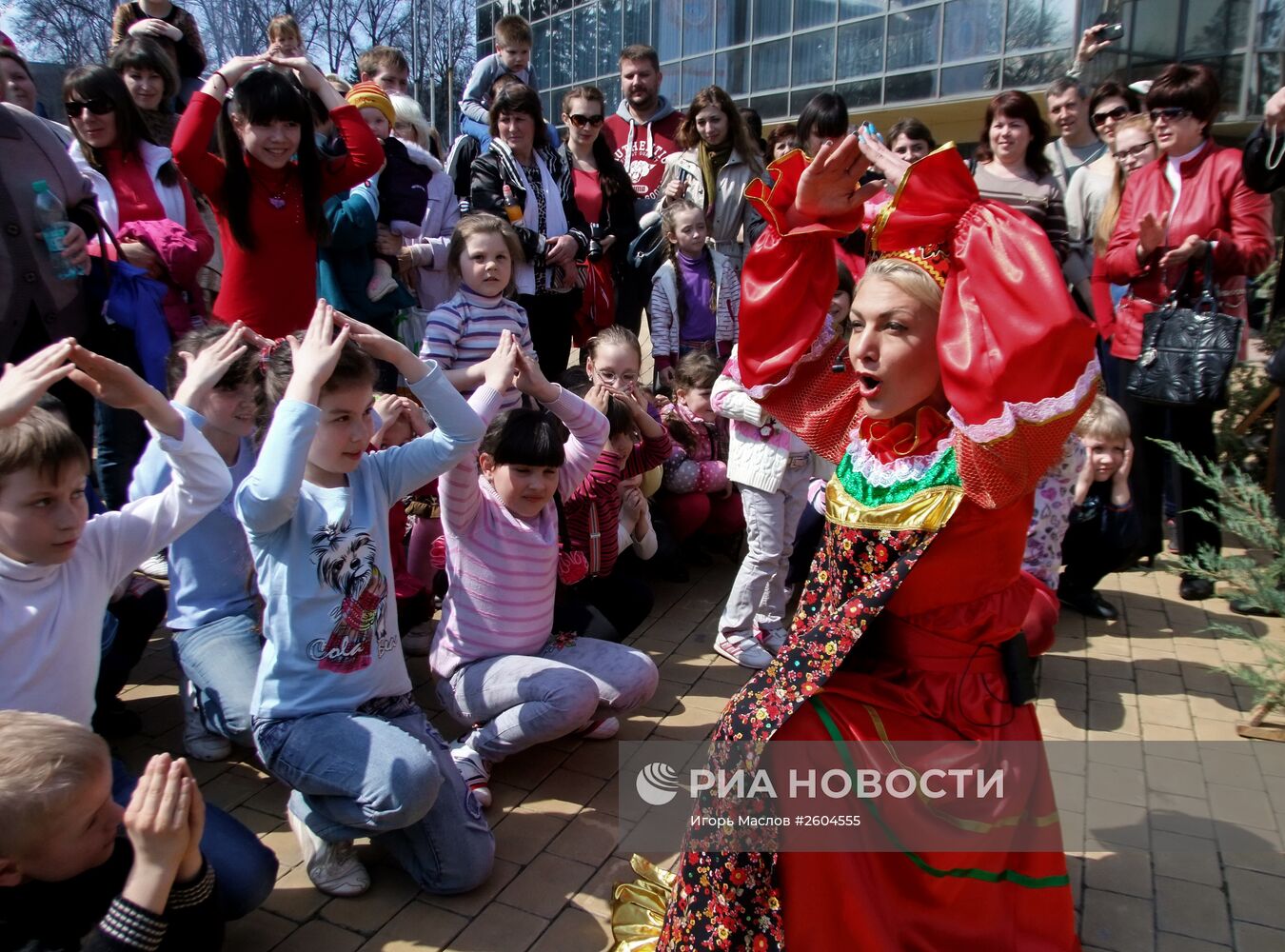 Празднование православной Пасхи в Донецке