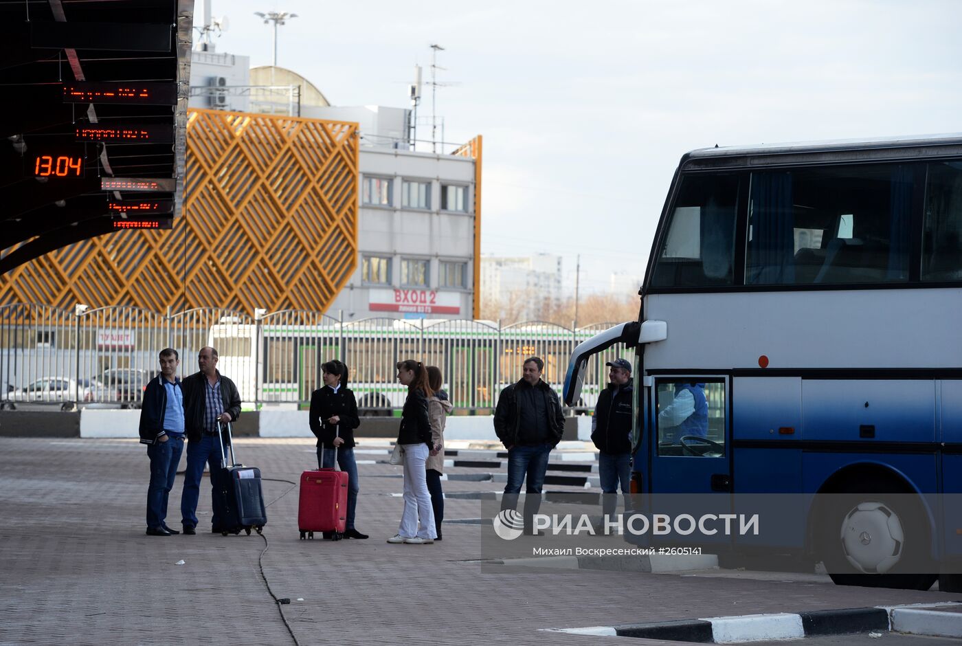 Международный автовокзал "Южные Ворота" в Москве