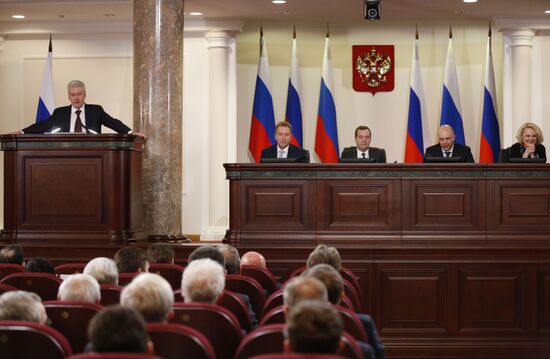 Премьер-министр РФ Д.Медведев на расширенном заседании коллегии министерства финансов РФ