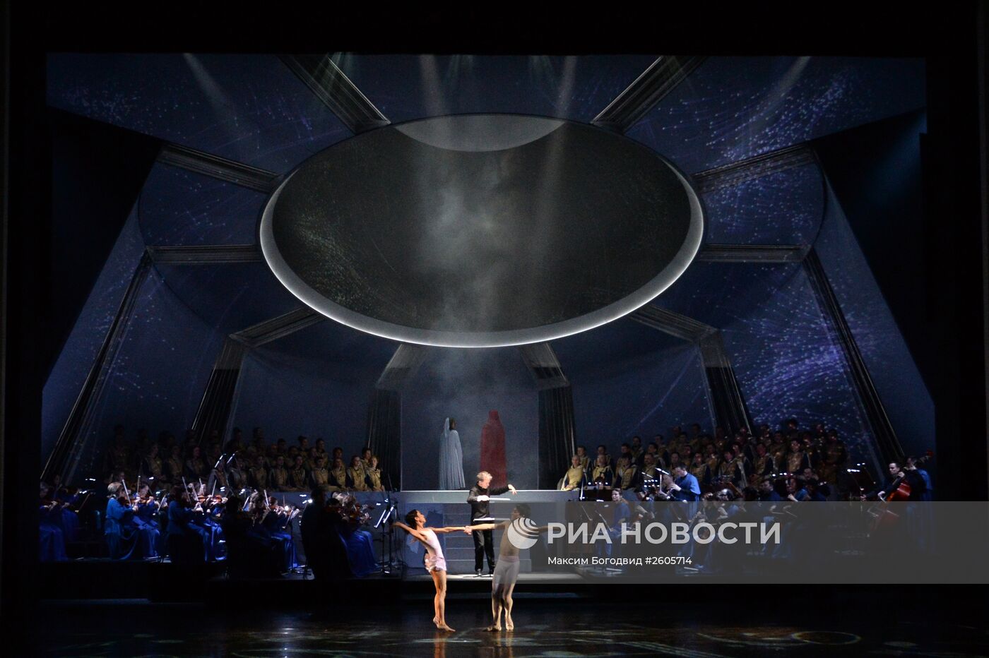 Премьера спектакля Владимира Васильева Dona nobis pacem