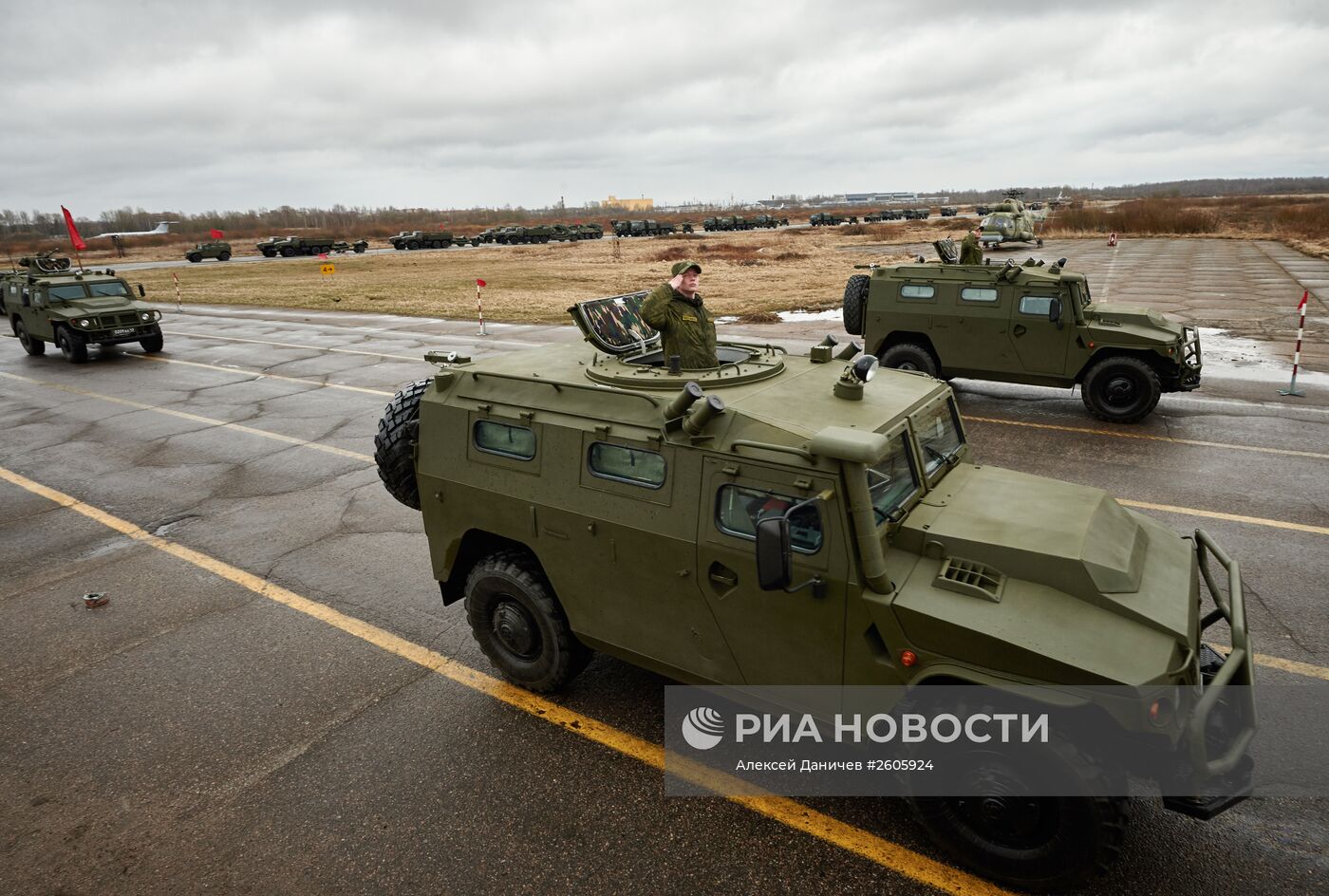 Тренировка механизированной колонны войск Санкт-Петербургского гарнизона