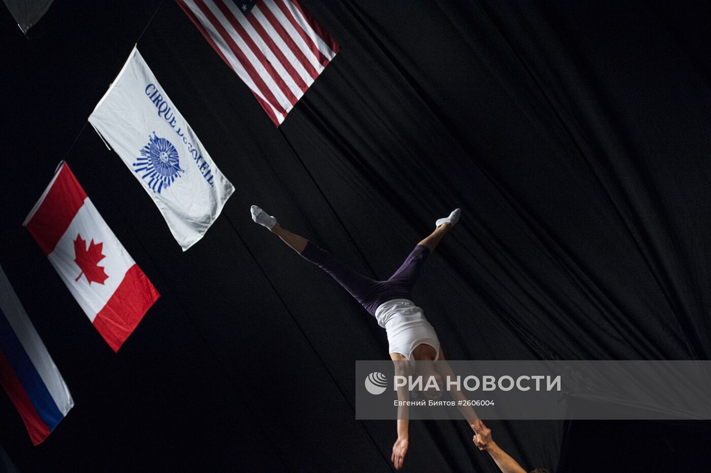 За кулисами шоу театра Cirque du Soleil Rus