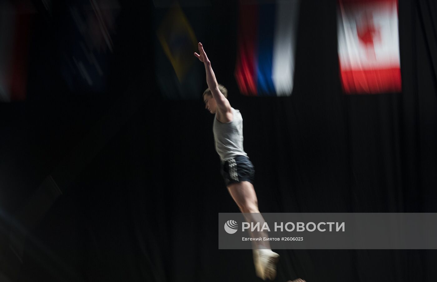 За кулисами шоу театра Cirque du Soleil Rus