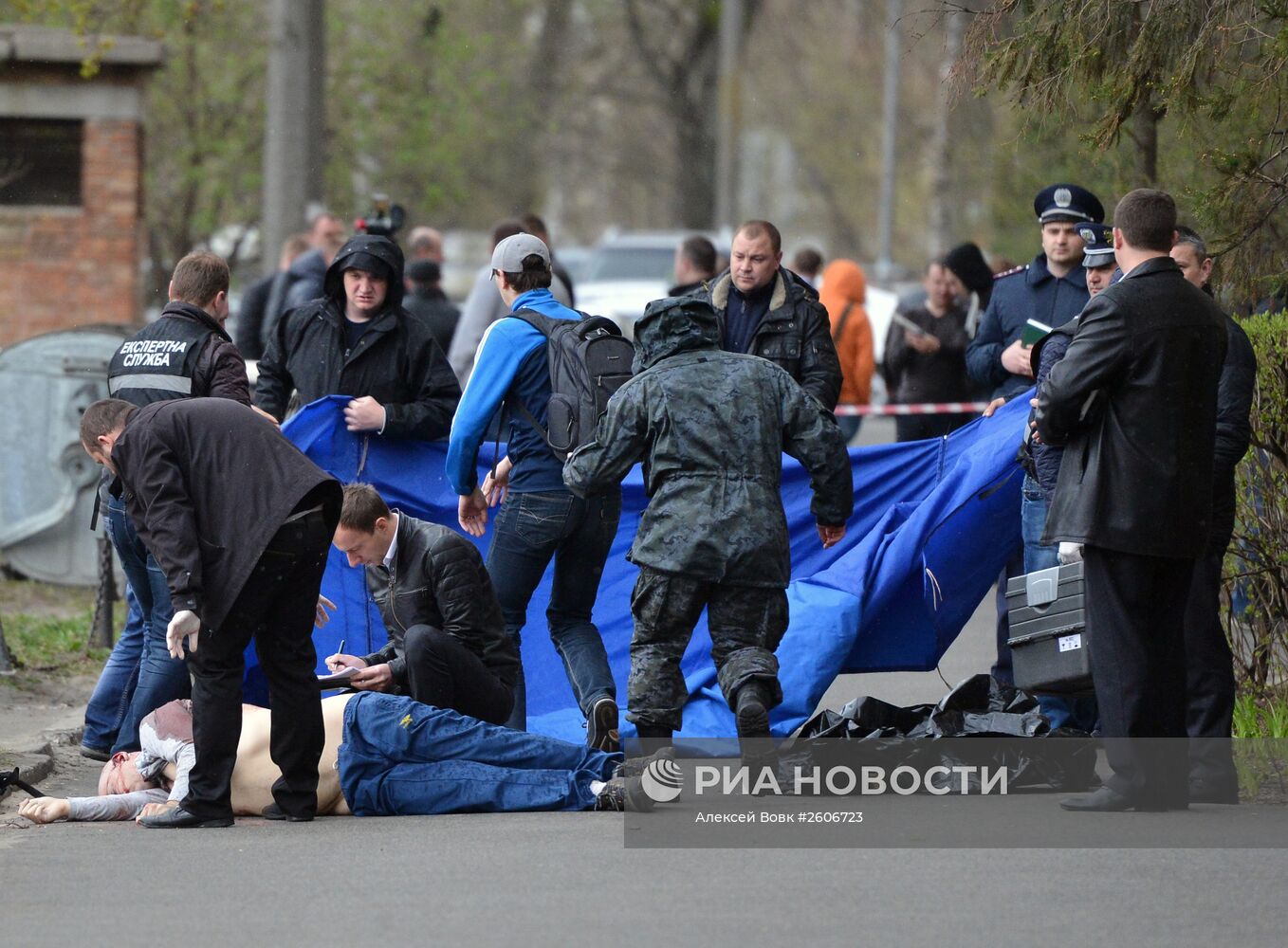 В Киеве застрелили журналиста-оппозиционера Олеся Бузину