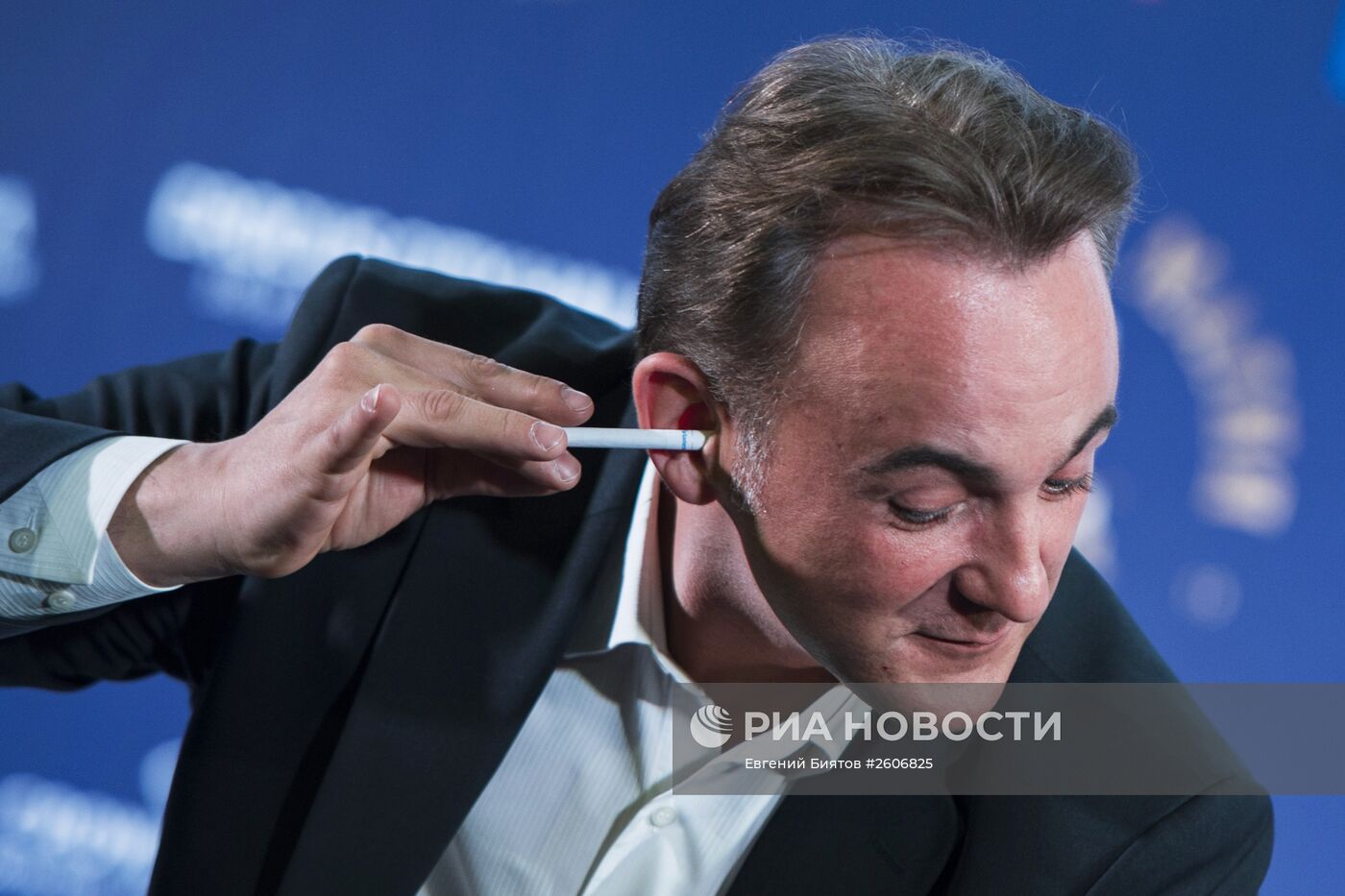 Презентация международного фестиваля иллюзионного искусства "Золотая магия 21-го века"