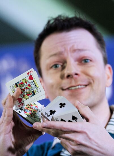 Презентация международного фестиваля иллюзионного искусства "Золотая магия 21-го века"