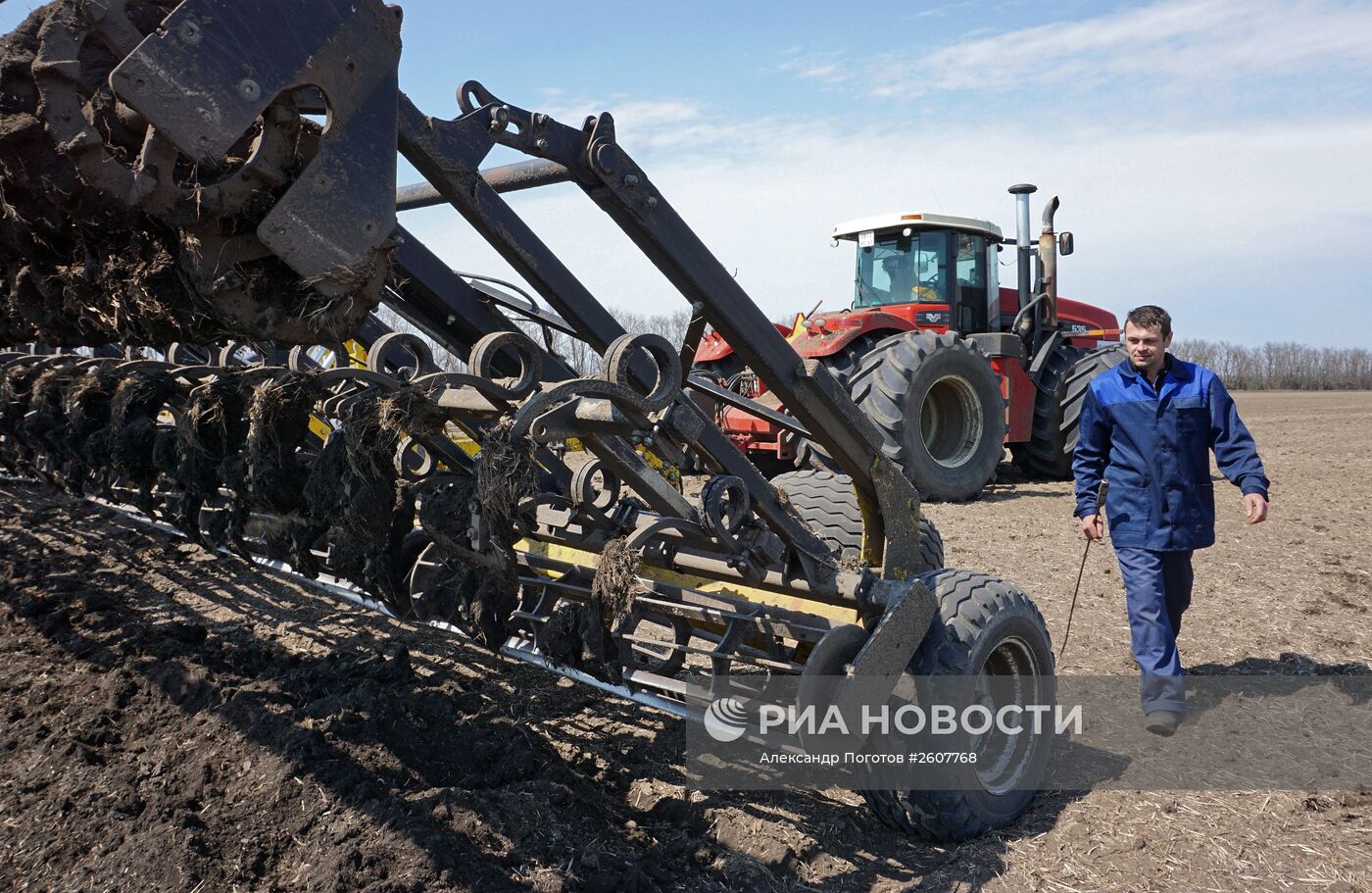 Весенне-полевые работы в Ростовской области