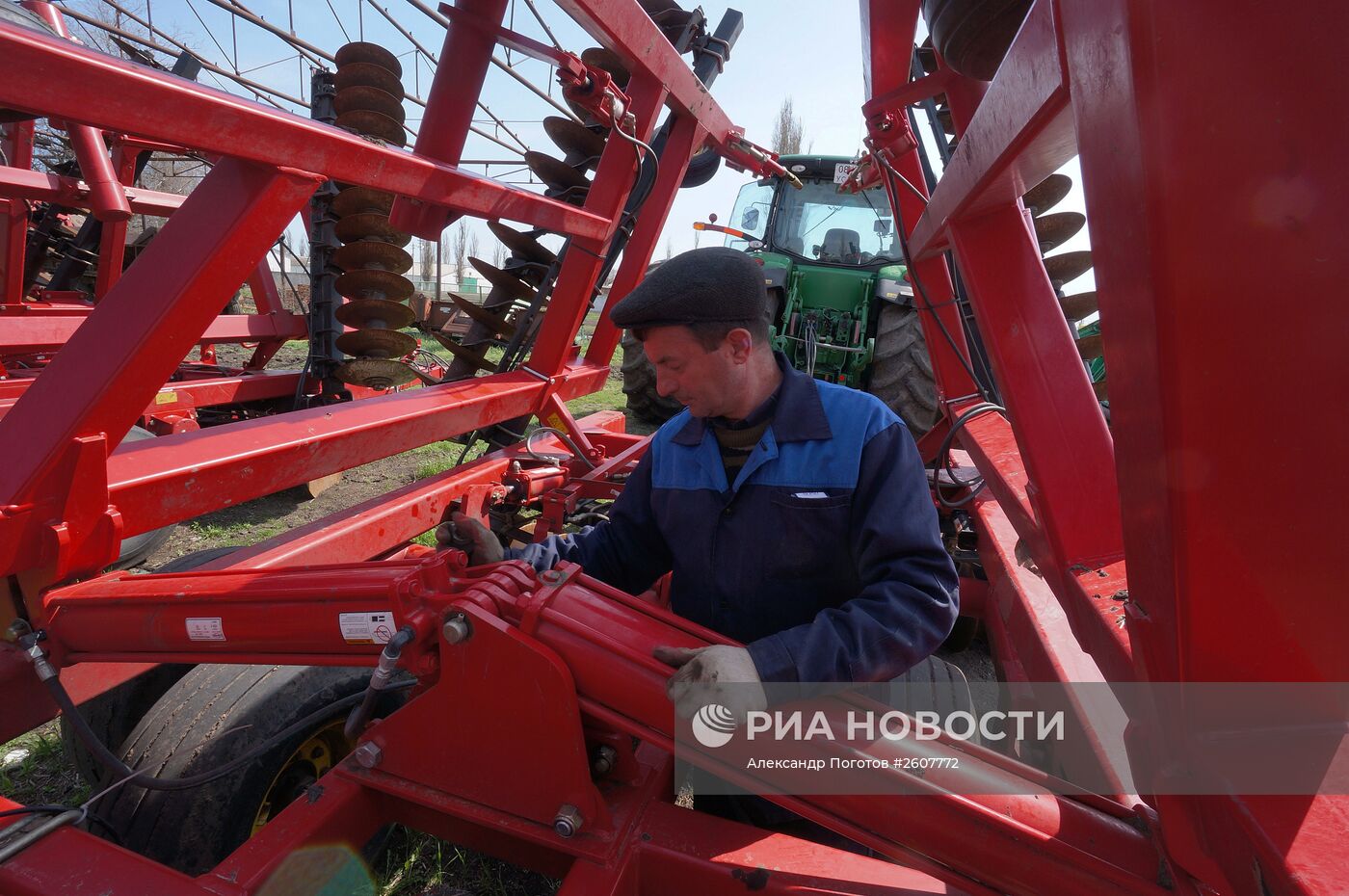 Весенне-полевые работы в Ростовской области