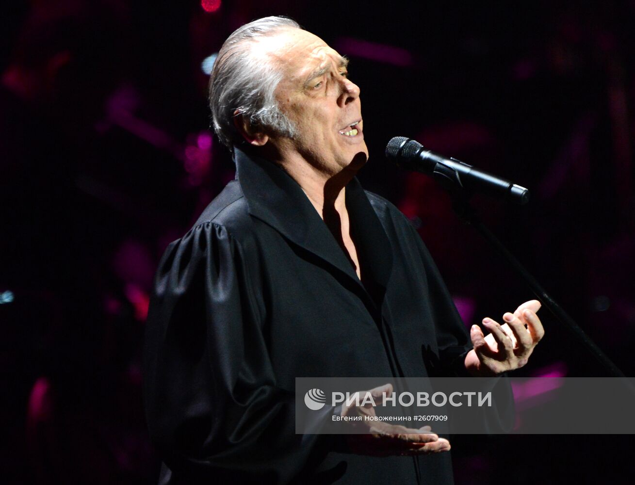 Показ рок-оперы Игоря Демарина "Парфюмер"