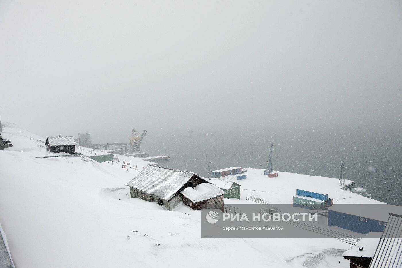 Шахтерский город Баренцбург на архипелаге Шпицберген