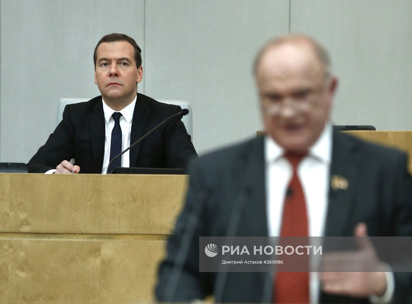 Д.Медведев представил отчет правительства в Государственной Думе РФ