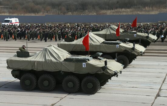 Новая военная техника, которая будет участвовать в параде Победы в Москве