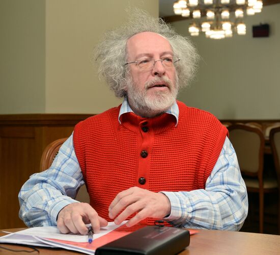 Интервью главы МИД РФ С.Лаврова радиостанциям "Спутник", "Эхо Москвы" и "Говорит Москва"