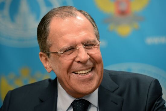 Интервью главы МИД РФ С.Лаврова радиостанциям "Спутник", "Эхо Москвы" и "Говорит Москва"