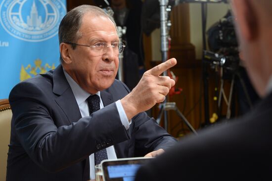 Интервью главы МИД РФ С.Лаврова радиостанциям "Спутник", "Эхо Москвы" и "Говорит Москва"