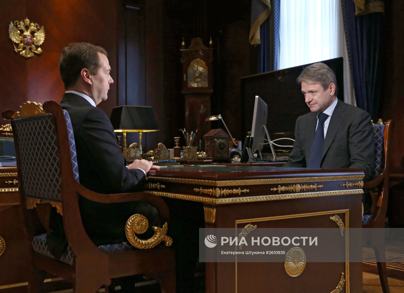 Премьер-министр РФ Д.Медведев встретился с министром сельского хозяйства РФ А.Ткачевым