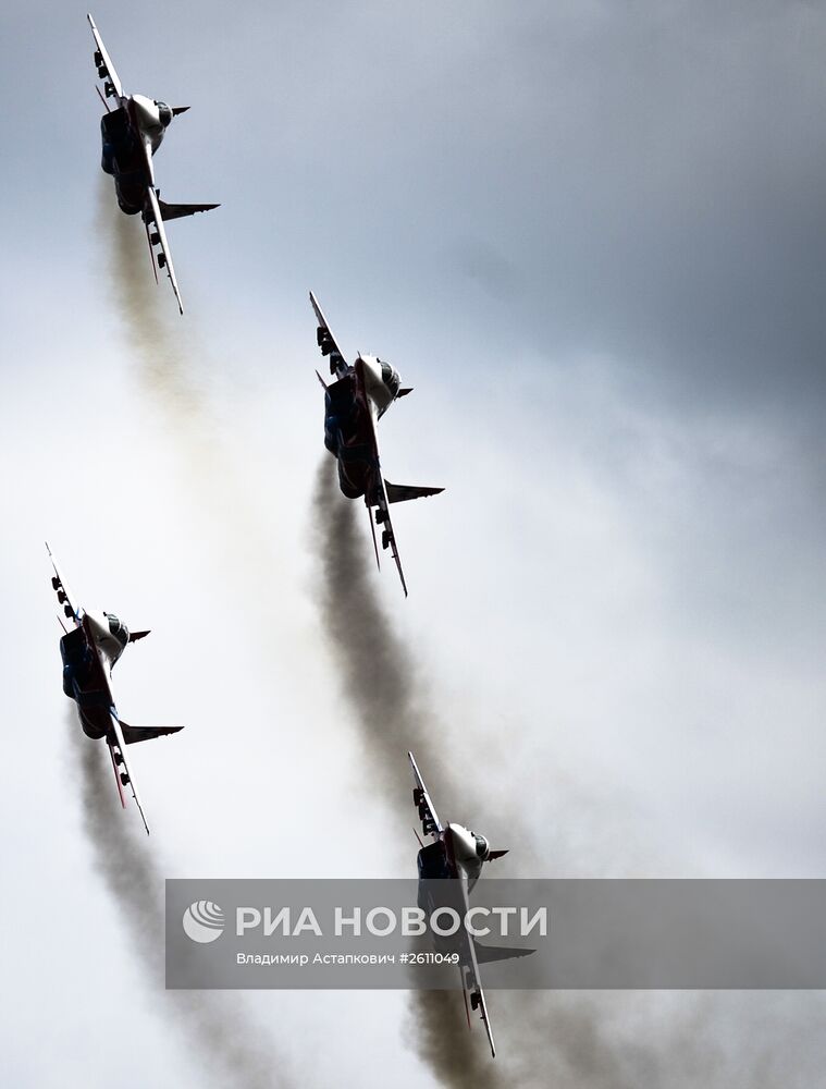 Подготовка воздушной части военного парада в честь 70-й годовщины Победы в ВОВ