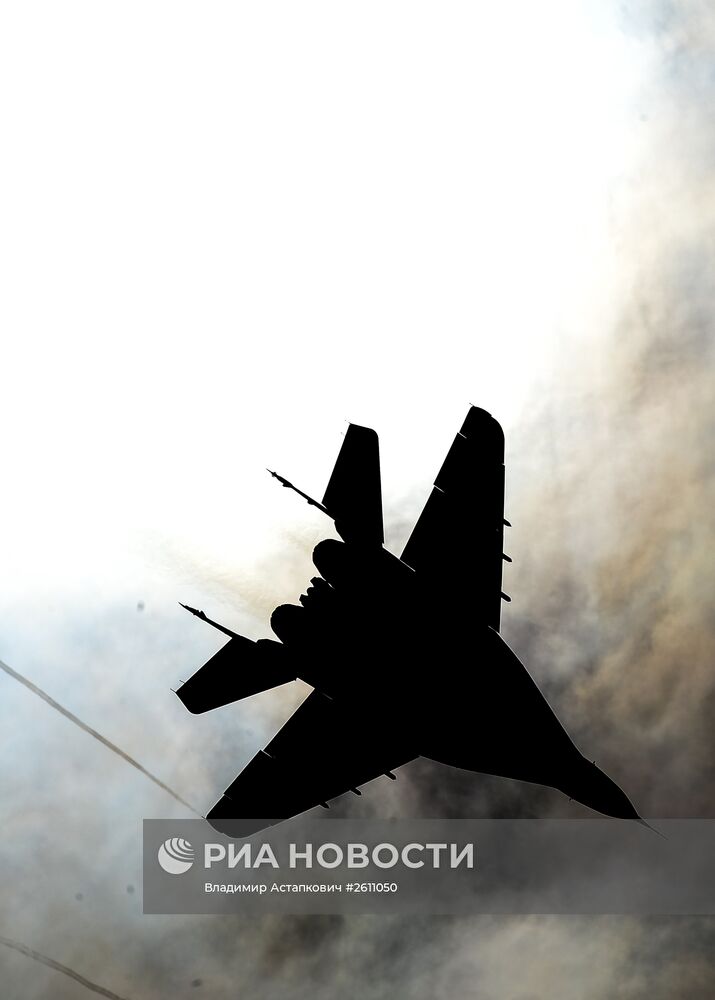 Подготовка воздушной части военного парада в честь 70-й годовщины Победы в ВОВ