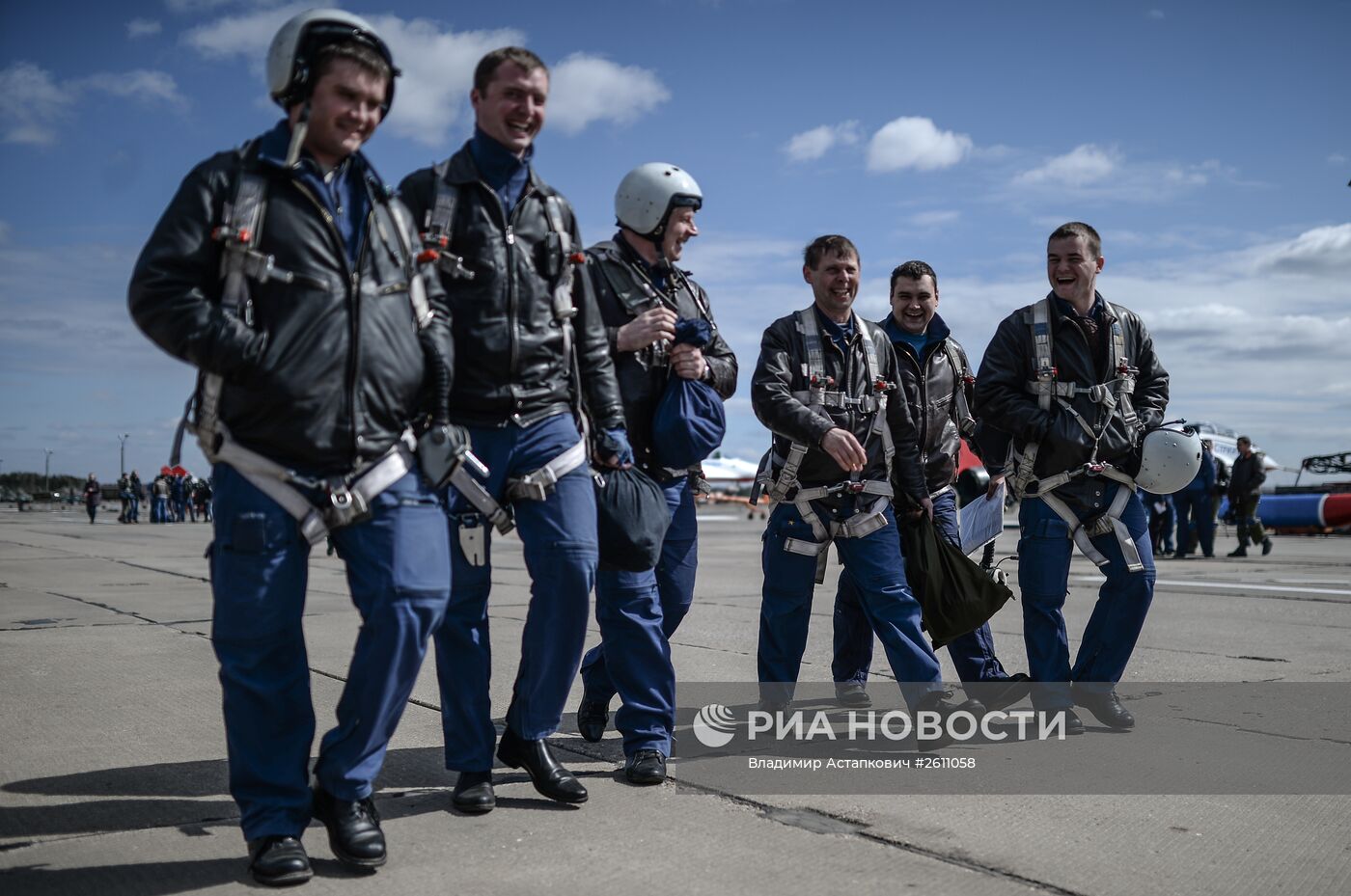 Подготовка воздушной части военного парада в честь 70-й годовщины Победы в ВОВ