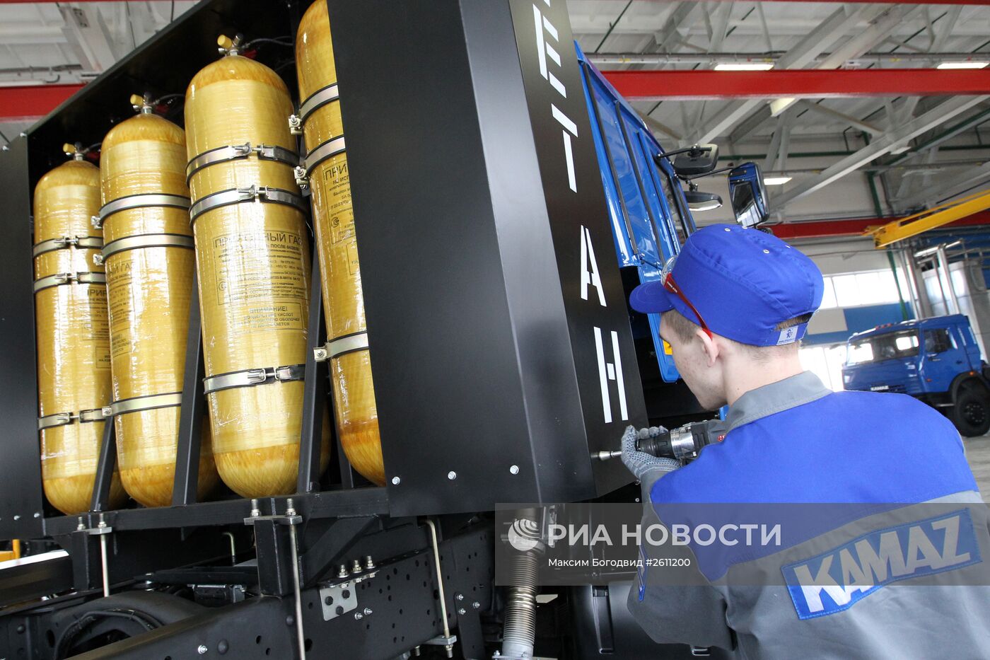Открытие на заводе ОАО "КАМАЗ" линии по производству техники, работающей на газу