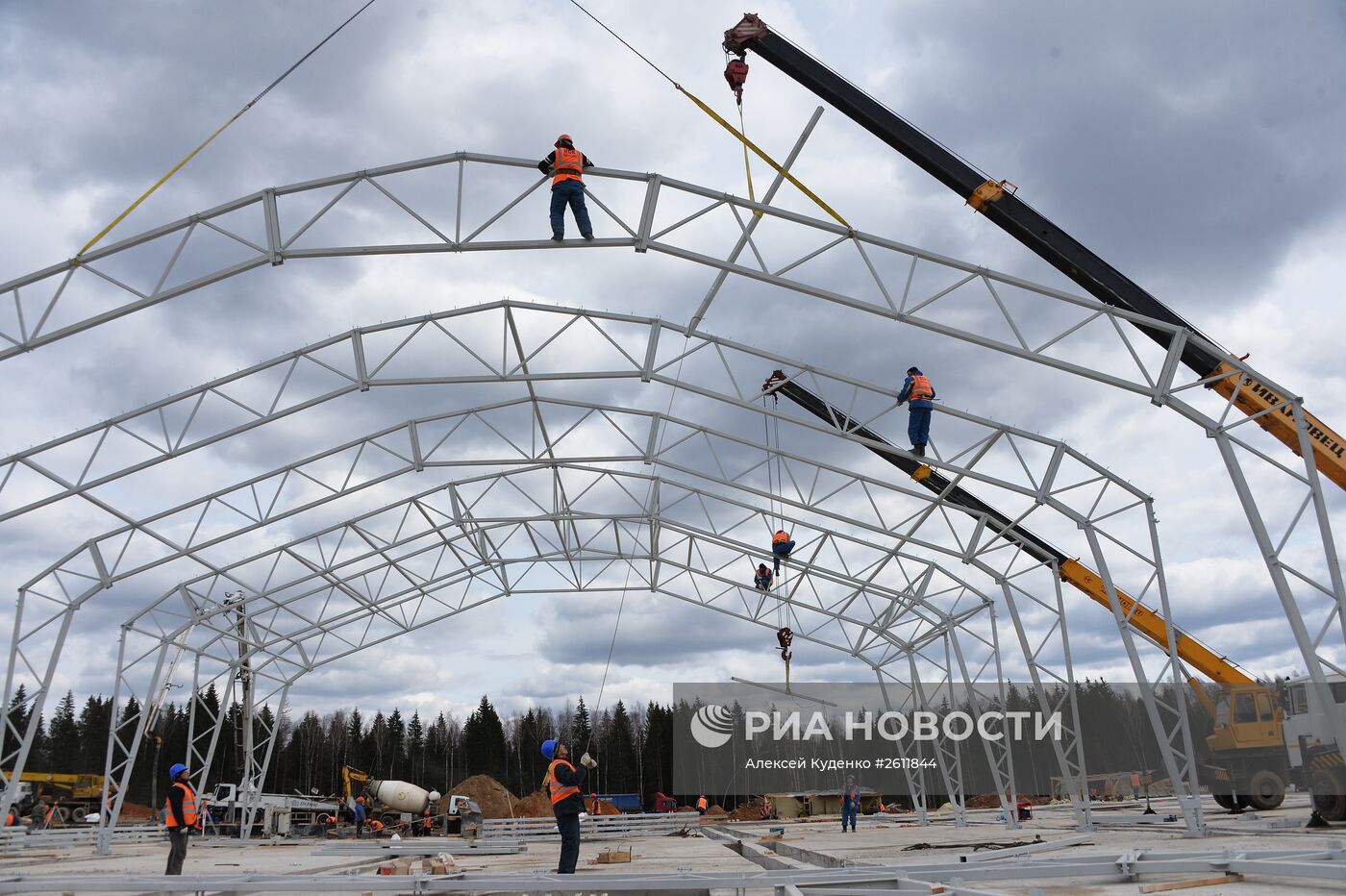 Строительство парка "Патриот" для проведения форума "Армия-2015"