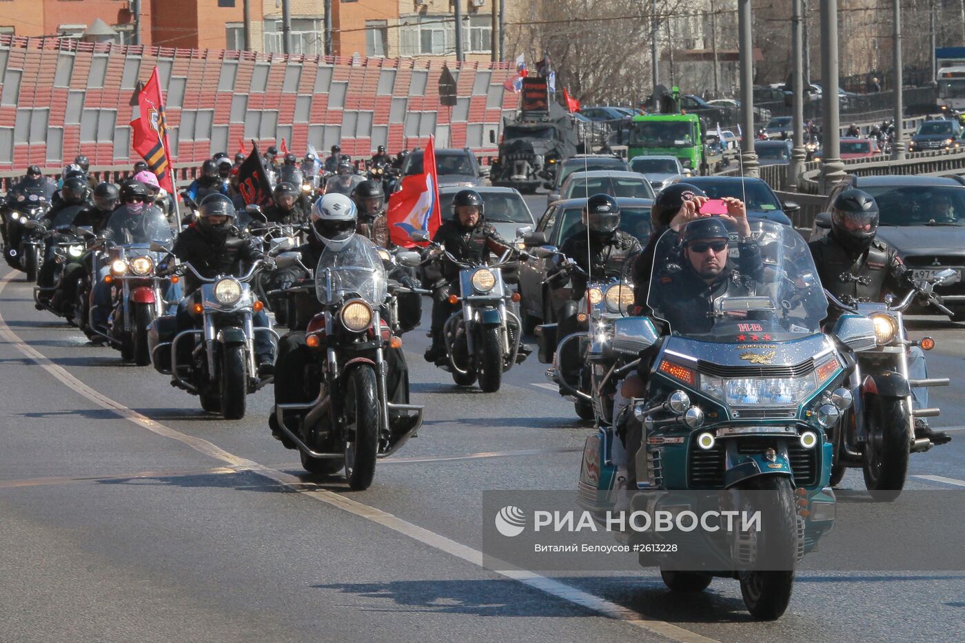 Старт мотопробега "Ночные волки"