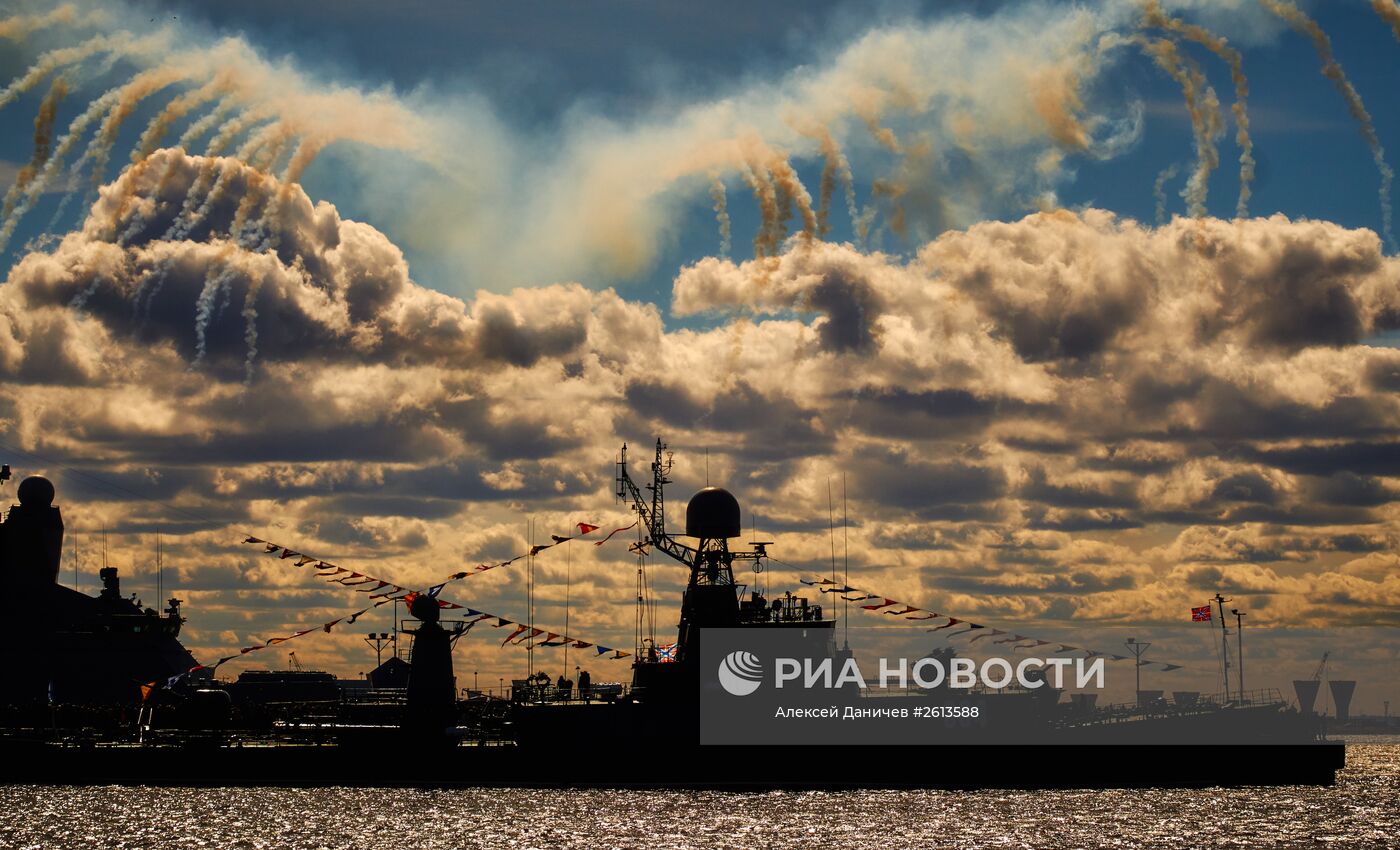 Акция "Военная служба по контракту — твой выбор!" в Санкт-Петербурге