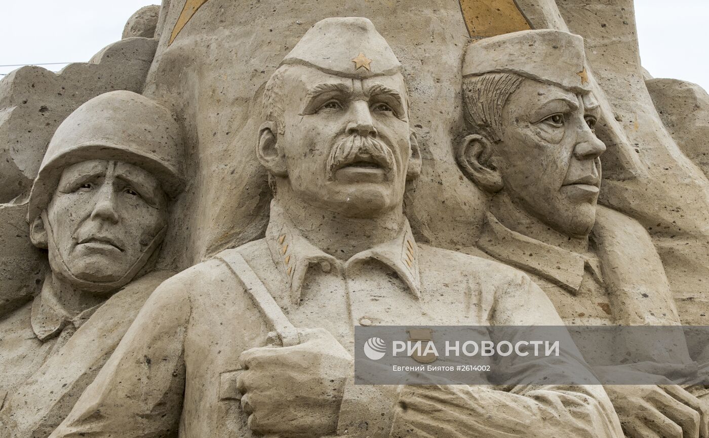 Открытие выставки песчаных скульптур "Шедевры мировой литературы"