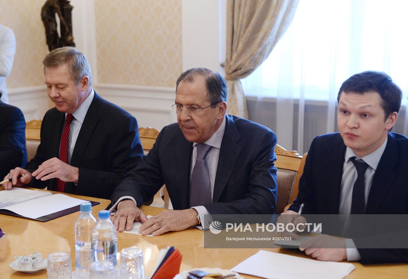 Встреча глав МИД РФ С. Лаврова с представителями "группы старейшин"