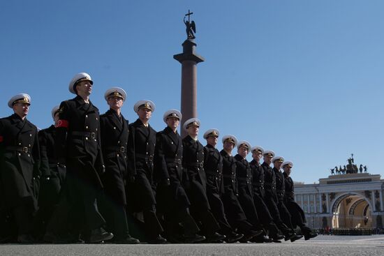 Репетиция военного парада в Санкт-Петербурге в ознаменование 70-летия Победы в Великой Отечественной войне 1941-1945 годов