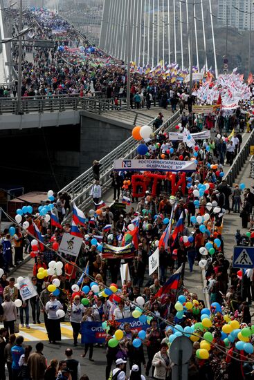 Первомайские шествия в регионах России