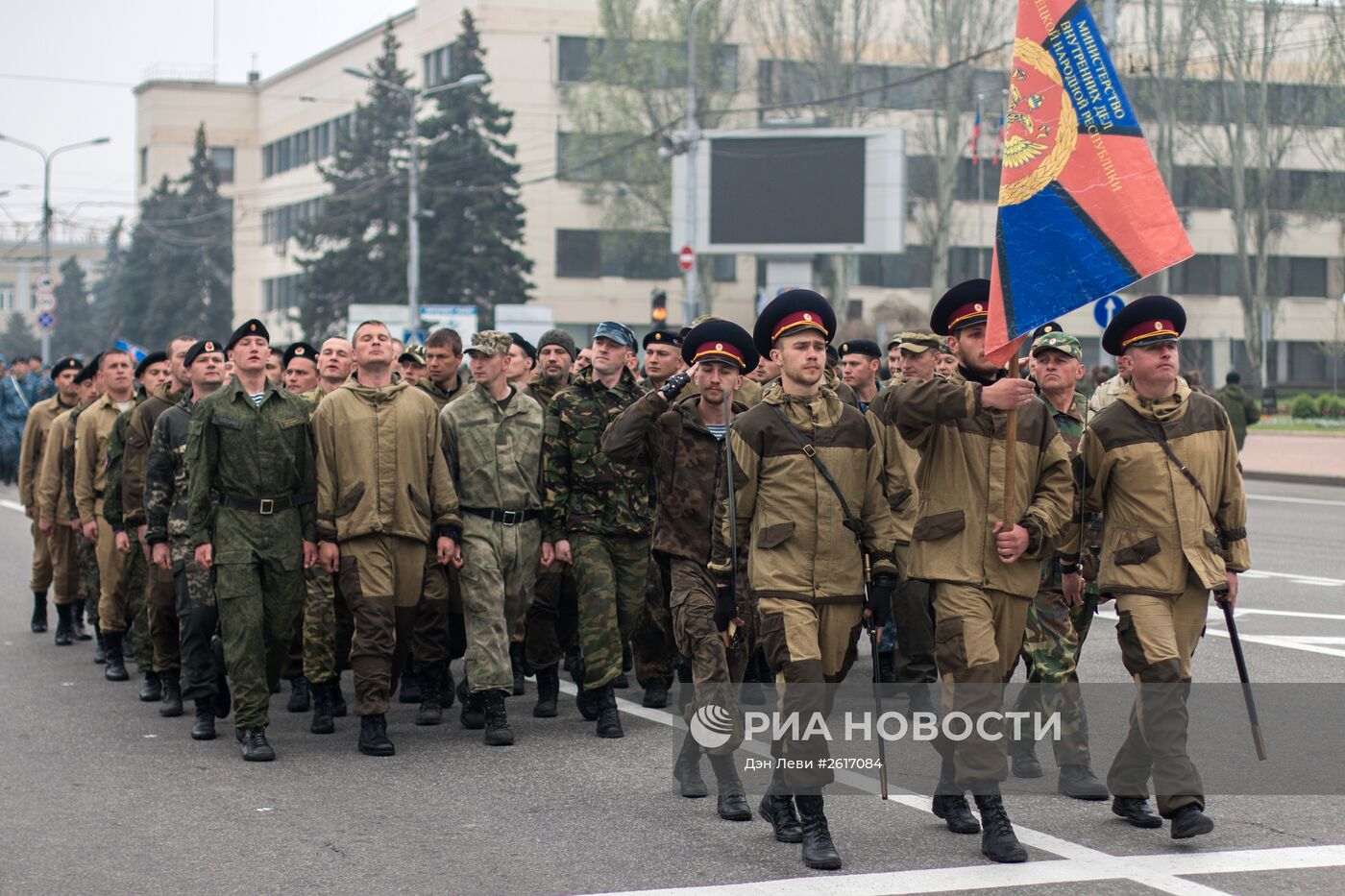 Репетиция Парада Победы в Донецке