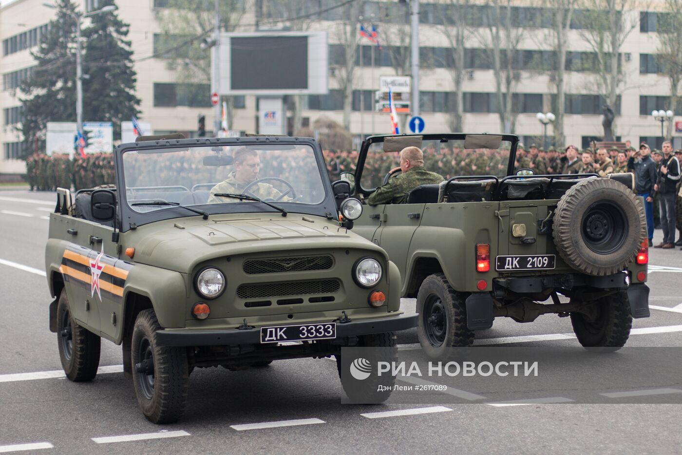 Репетиция Парада Победы в Донецке