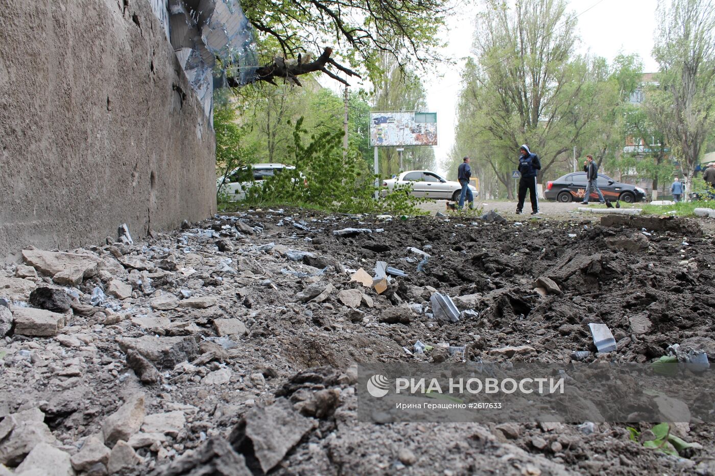 Последствия обстрелов в Донецке