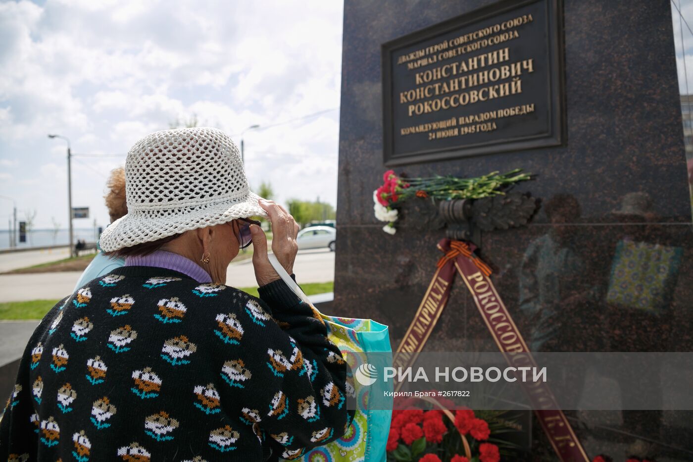 Памятник маршалу Рокоссовскому в Волгограде