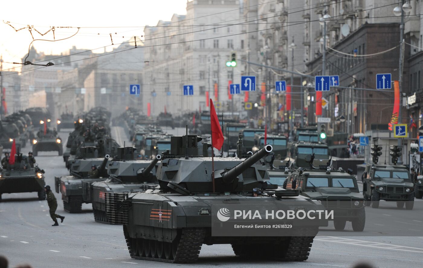 Репетиция военного парада в Москве в ознаменование 70-летия Победы в Великой Отечественной войне 1941-1945 годов