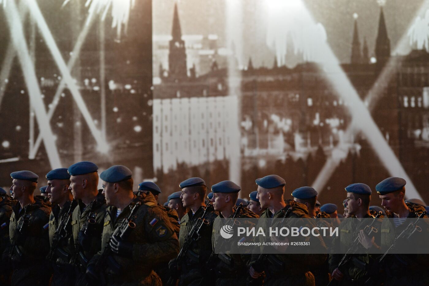 Репетиция военного парада в Москве в ознаменование 70-летия Победы в Великой Отечественной войне 1941-1945 годов