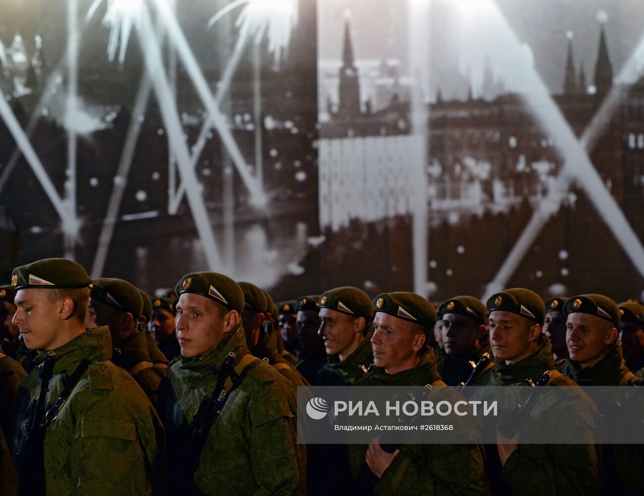 Репетиция военного парада в Москве в ознаменование 70-летия Победы в Великой Отечественной войне 1941-1945 годов