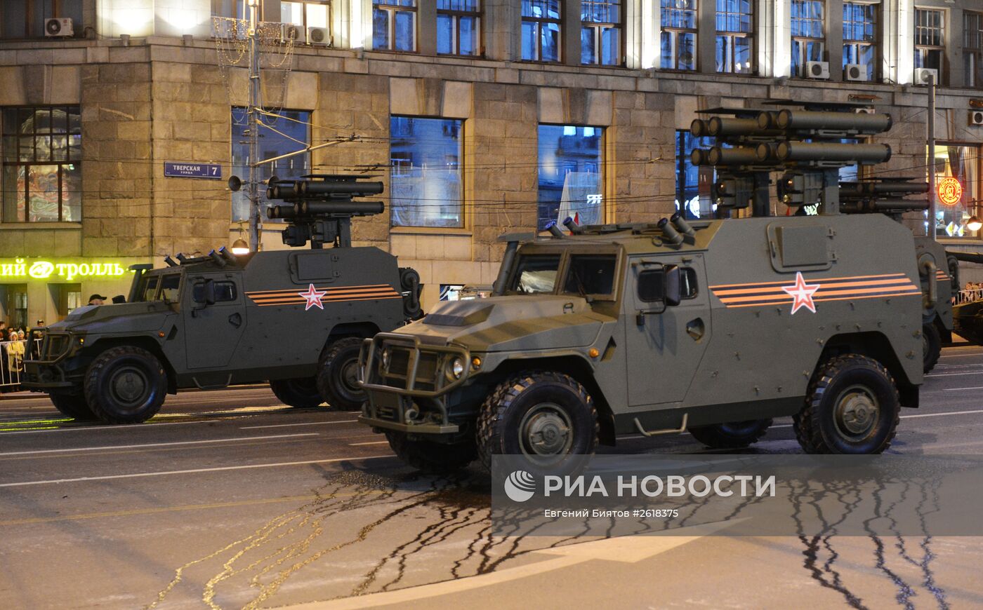 Репетиция военного парада в Москве в ознаменование 70-летия Победы в Великой Отечественной войне 1941-1945 годов