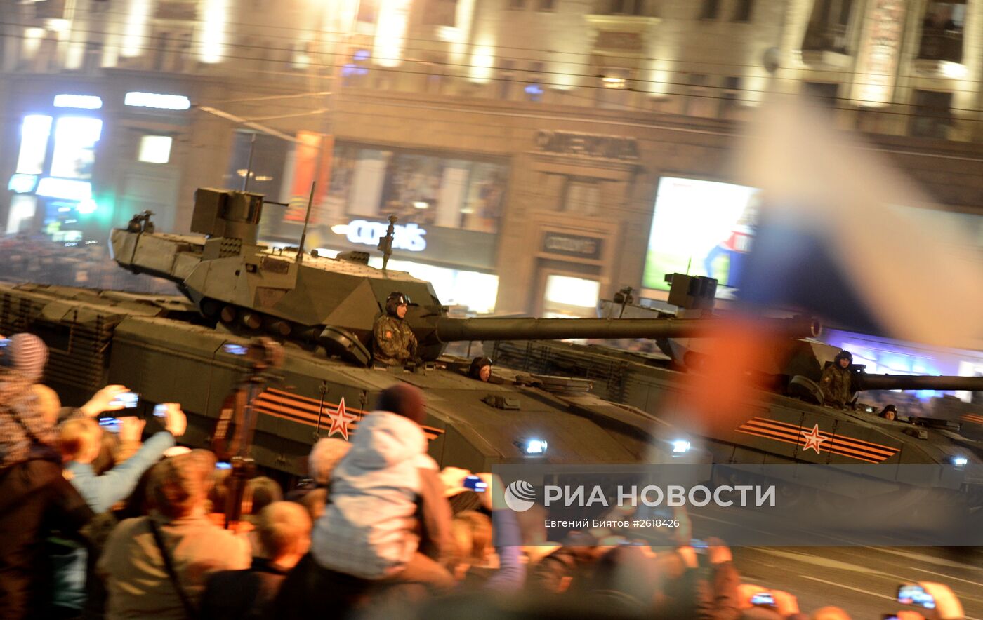 Репетиция военного парада в Москве в ознаменование 70-летия Победы в Великой Отечественной войне 1941-1945 годов