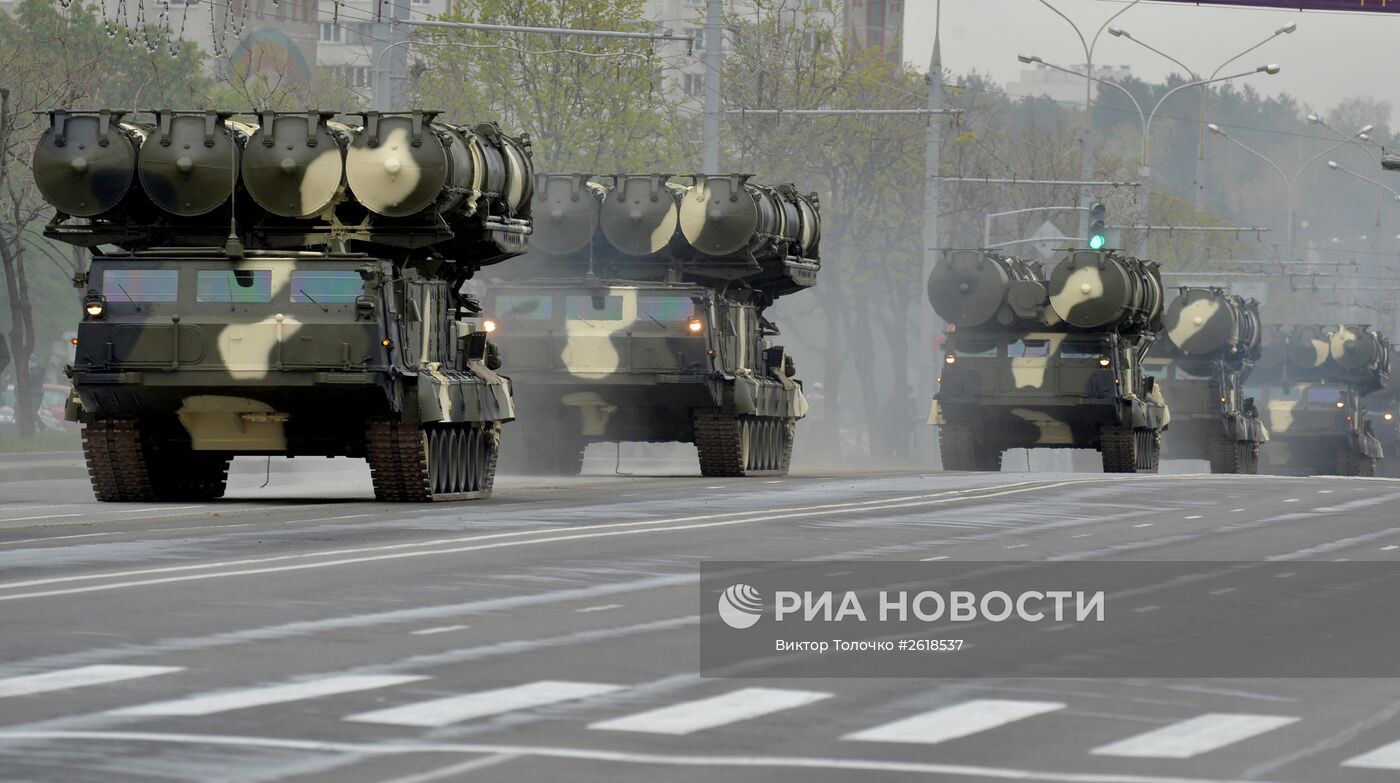 Репетиция парада в Минске в честь 70-летия Победы в Великой Отечественной войне