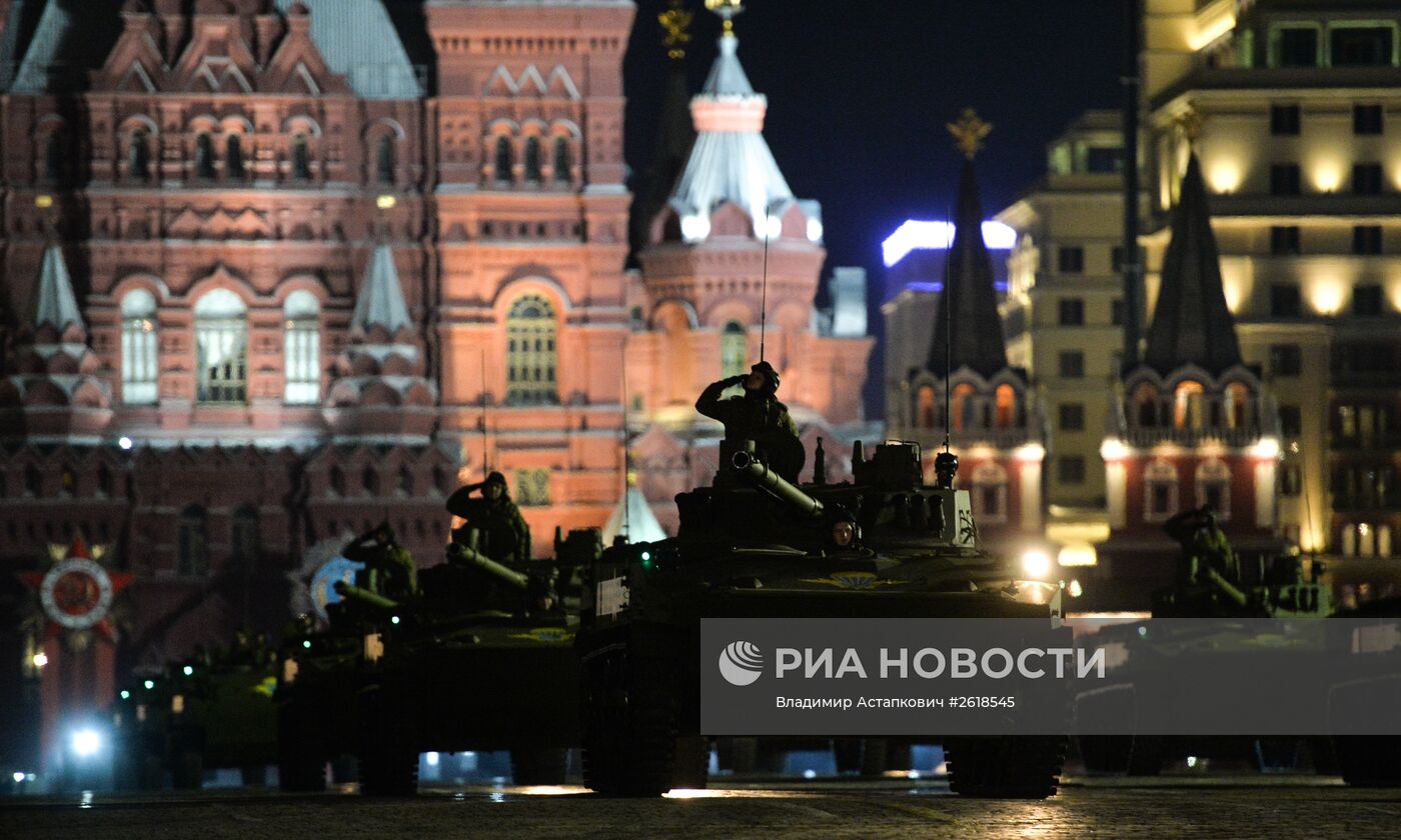 Репетиция военного парада в Москве в ознаменование 70-летия Победы в Великой Отечественной войне 1941-1945 годов