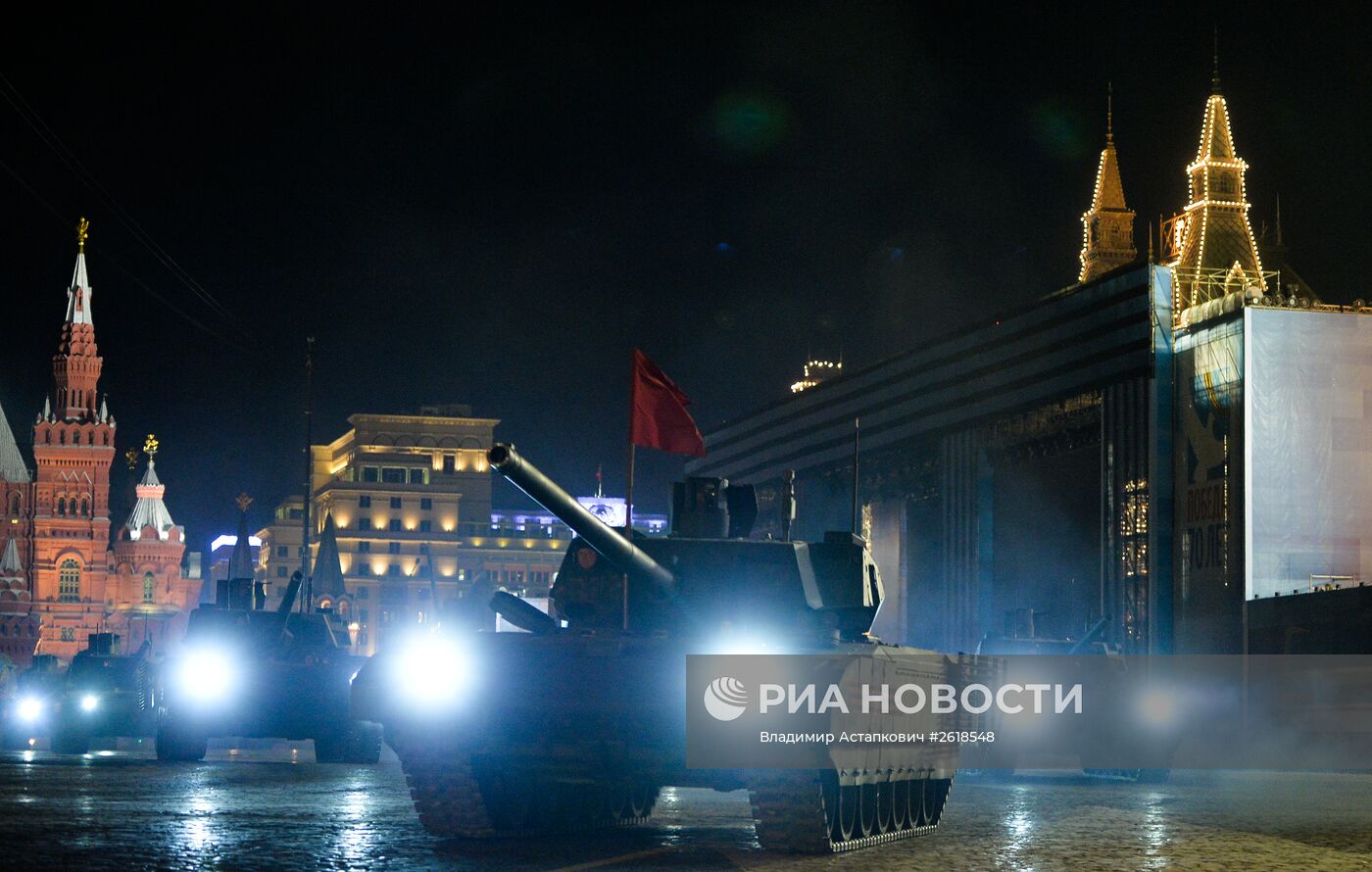 Репетиция военного парада в Москве в ознаменование 70-летия Победы в Великой Отечественной войне 1941-1945 годов