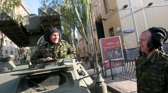 Репетиция парада Победы в Донецке